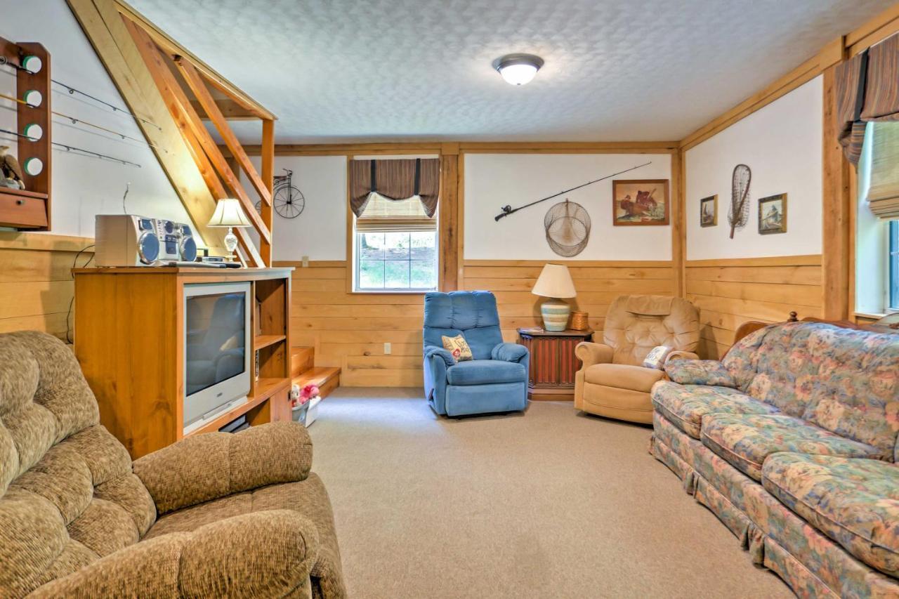 Rustic Taswell Cabin Grill And Walk To Patoka Lake! Εξωτερικό φωτογραφία