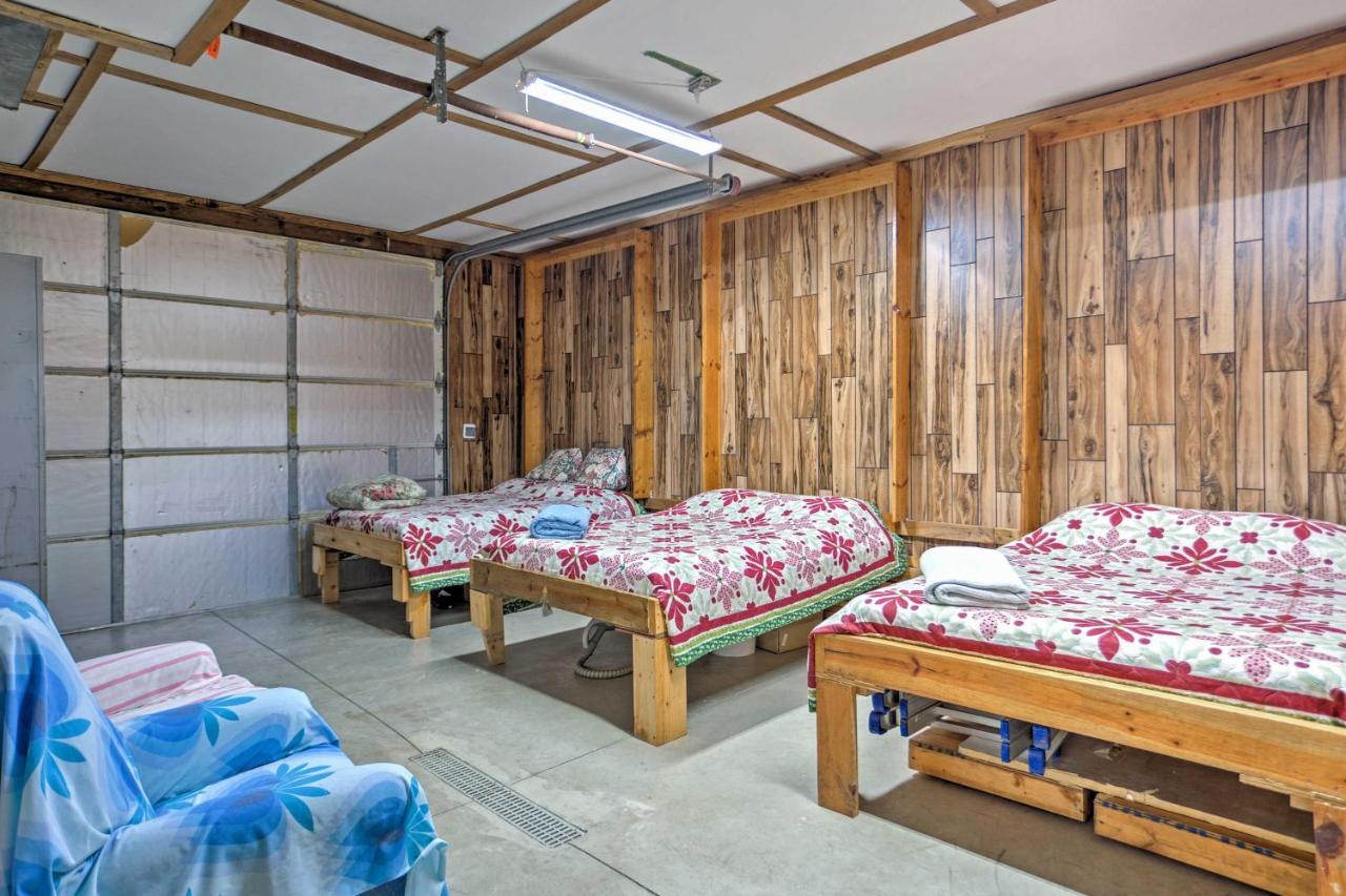 Rustic Taswell Cabin Grill And Walk To Patoka Lake! Εξωτερικό φωτογραφία