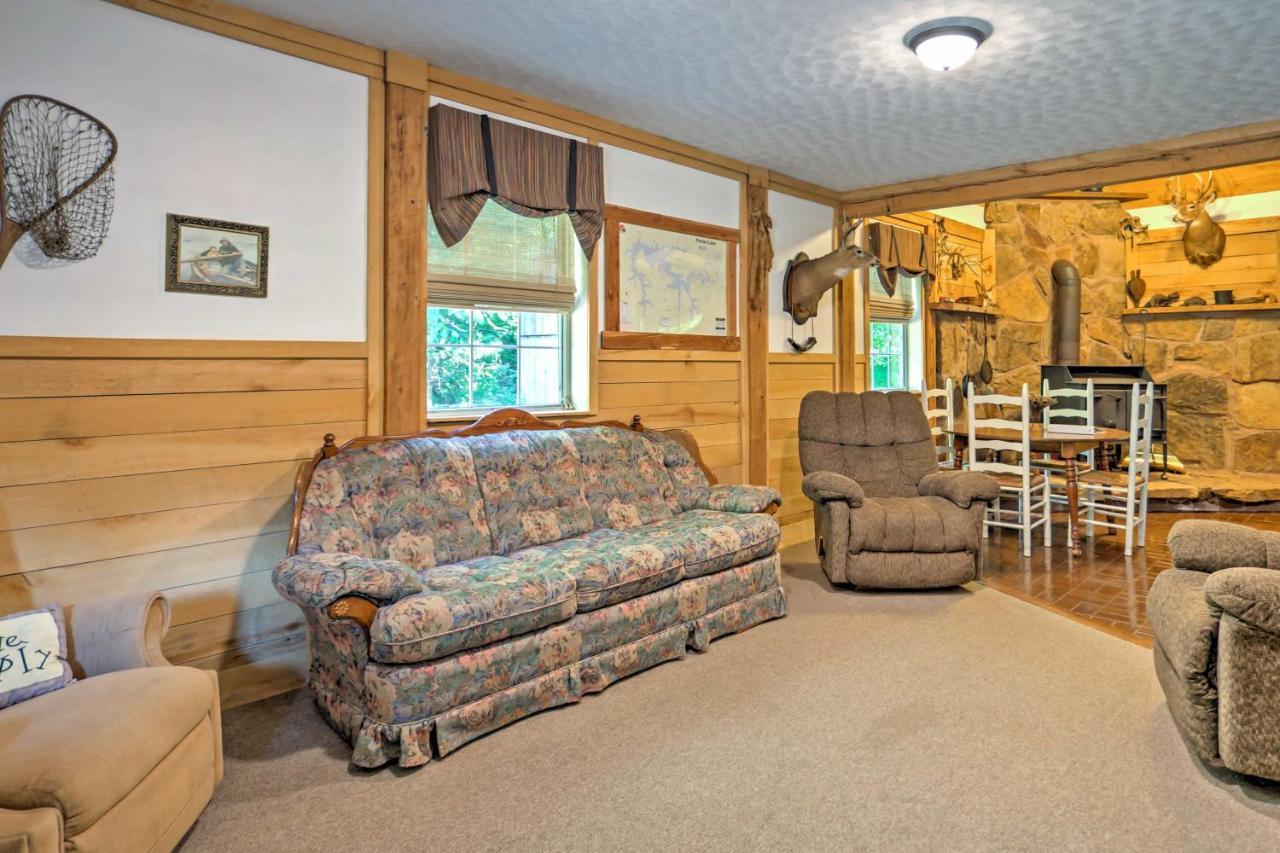 Rustic Taswell Cabin Grill And Walk To Patoka Lake! Εξωτερικό φωτογραφία