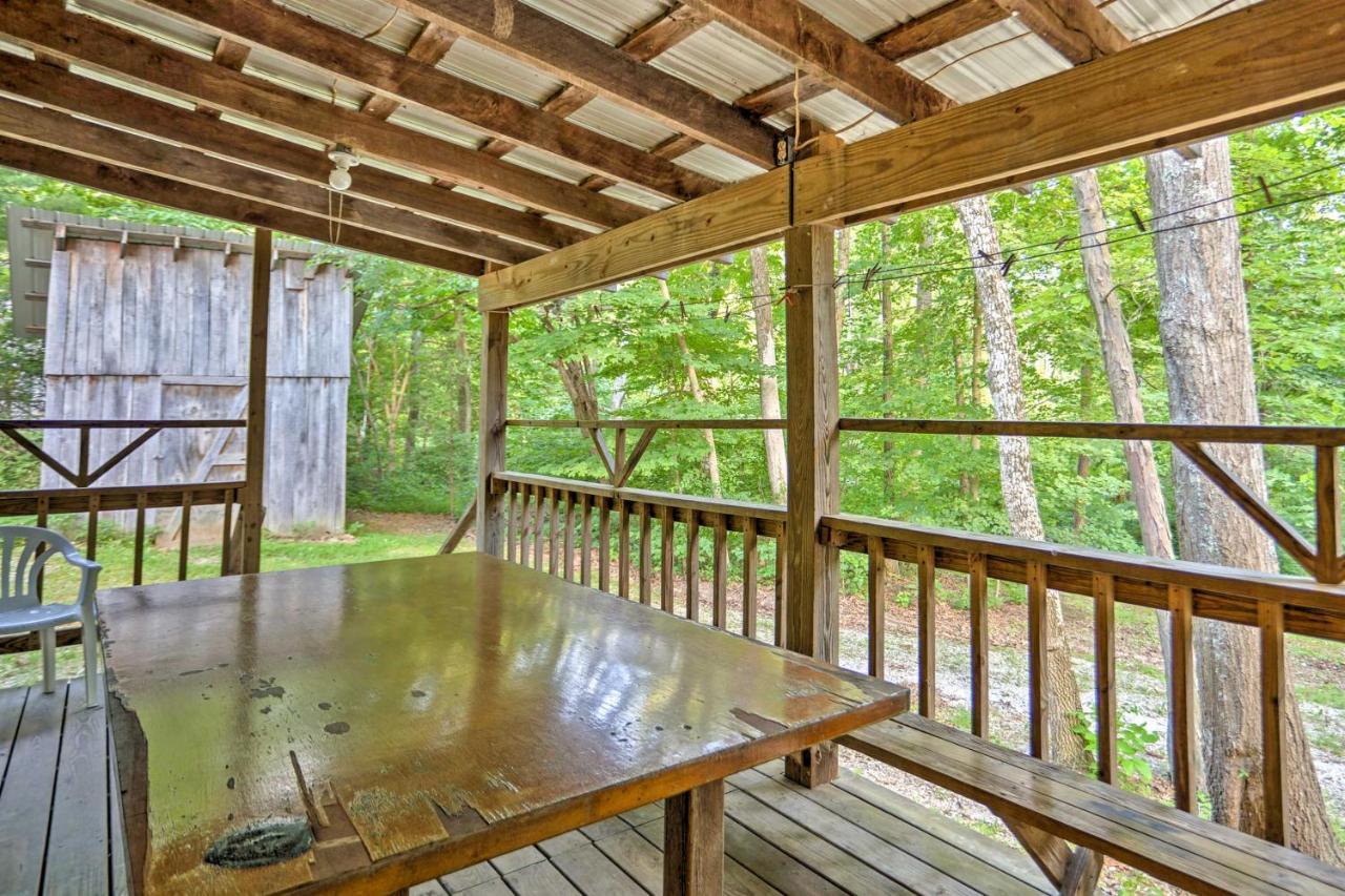 Rustic Taswell Cabin Grill And Walk To Patoka Lake! Εξωτερικό φωτογραφία